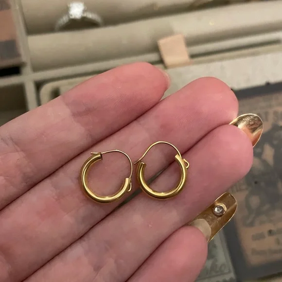 NEW OS 1960s 14kt solid yellow gold wires pierced hoop earrings VTG Mid Century - Picture 1 of 7